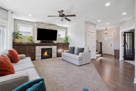 9440 Rushbrook Drive, Johnston, Iowa 50131, États-Unis