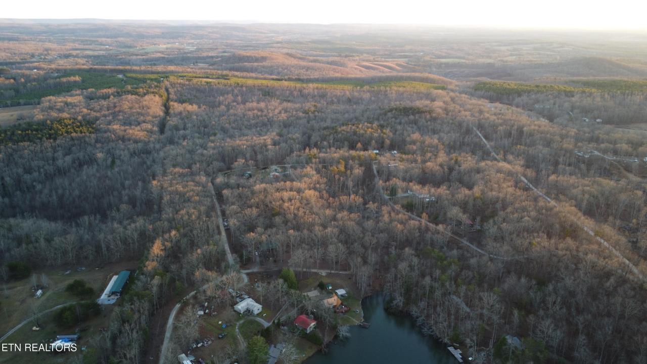 2 Diane Circle, Crossville, Tennessee 38572, Estados Unidos
