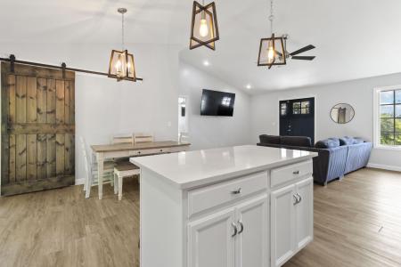 168 Kentucky Lane, Pine Knot, Kentucky 42635, Estados Unidos