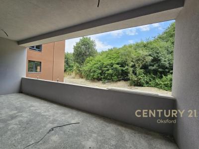 Rruga e Elbasanit, Tirana, Albania