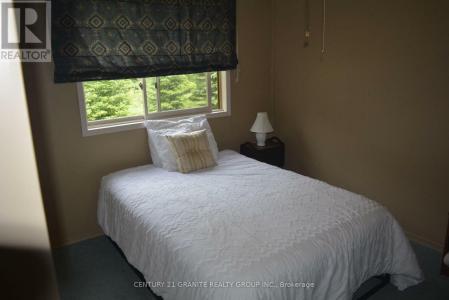 3338 SOUTH BAPTISTE LAKE ROAD, Highlands East, Ontario K0L 2A0, Kanada