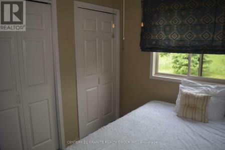 3338 SOUTH BAPTISTE LAKE ROAD, Highlands East, Ontario K0L 2A0, Kanada
