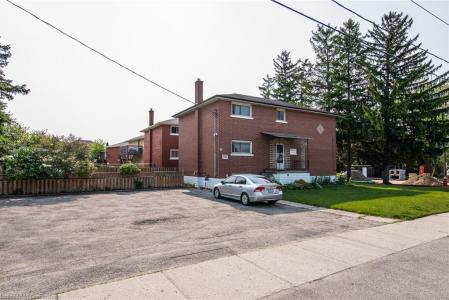 129 RIVER ROAD E, Kitchener, Ontario N2B 2G7, Canada