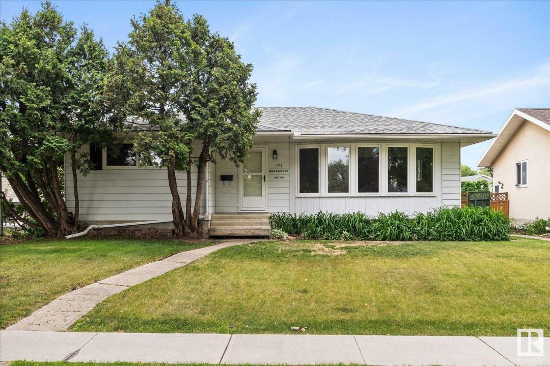 148 BROOKWOOD DRIVE, Spruce Grove, Alberta T7X 1G5, Canada