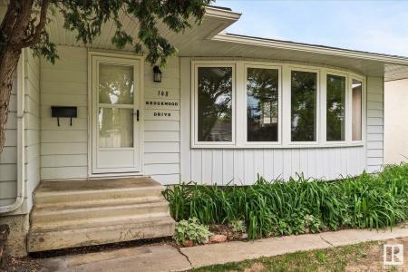 148 BROOKWOOD DRIVE, Spruce Grove, Alberta T7X 1G5, Canada