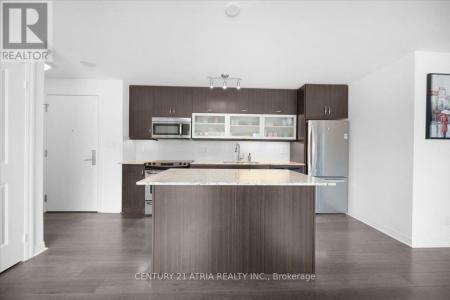 2015 SHEPPARD AVENUE EAST, Toronto (henry Farm), Ontario M2J 0B3, Canada