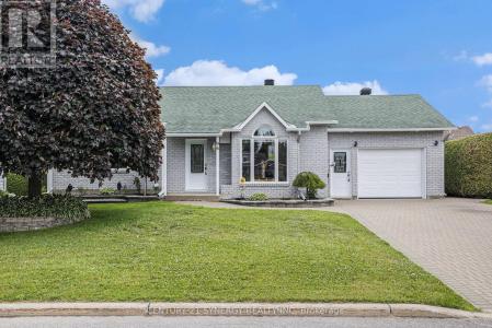 96 ALEXANDRE STREET, Alfred And Plantagenet, Ontario K0B 1A0, Kanada