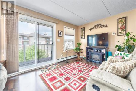304 2781 WOODBRIDGE DRIVE, Prince Albert, Saskatchewan S6V 3Z9, Canada