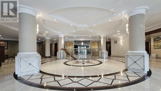 18 PEMBERTON AVENUE, Toronto (newtonbrook East), 安大略省 M2M 4K9, 加拿大