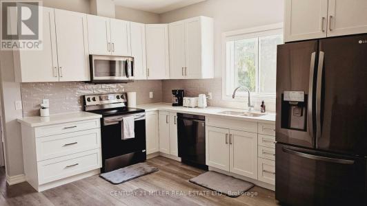 POWERVIEW AVENUE, St. Catharines (western Hill), Ontario L2S 1X4, Canada