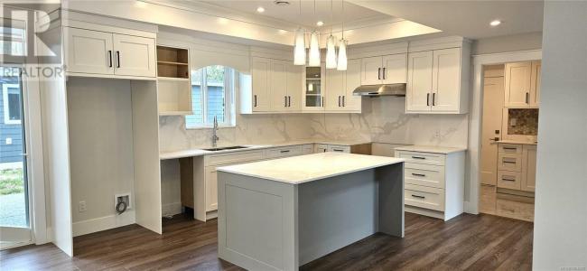 111 DESPARD AVENUE WEST, Parksville, Kolumbia Brytyjska V9P 1L4, Kanada
