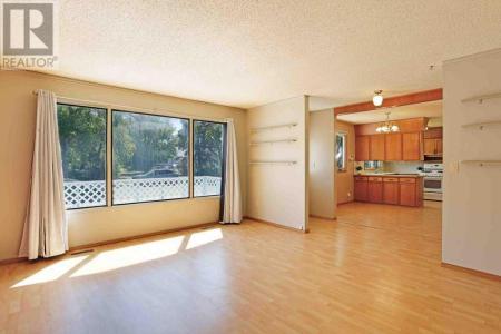 239 2 STREET EAST, Brooks, 앨버타주 T1R 0G8, 캐나다