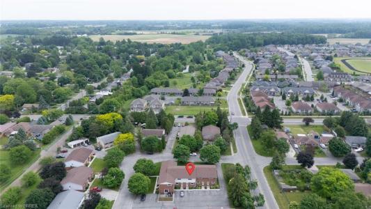 32 MONTCLAIR CRESCENT, Simcoe, Ontario N3Y 4R9, Canada