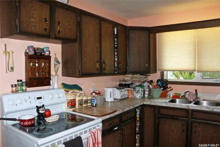 304 ROSHER STREET, Colonsay, Saskatchewan S0K 0Z0, CANADÁ