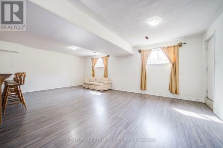 113 OAK AVENUE, Richmond Hill (south Richvale), Ontario L4C 6R6, Canada