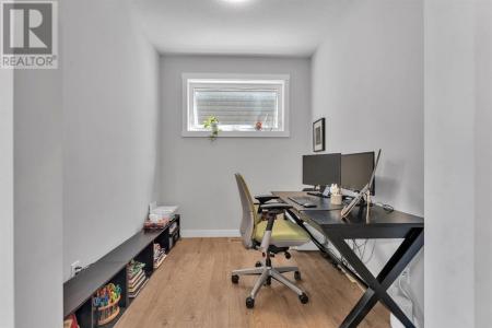 73 CALHOUN CRESCENT NORTHEAST, Calgary, Alberta T3P 1X9, Canada