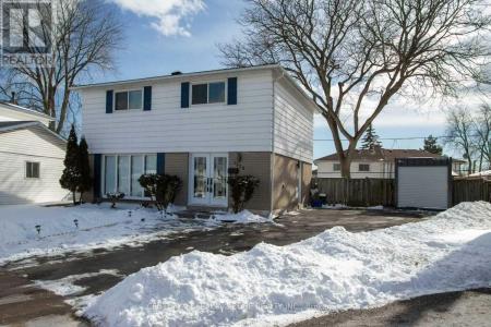 1323 POPRAD AVENUE, Pickering (bay Ridges), 安大略省 L1W 1K9, 加拿大