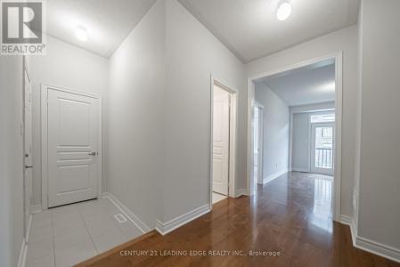 102 HILTS DRIVE, Richmond Hill, אונטריו L4H 0J2, קנדה