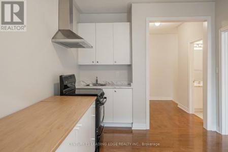 102 HILTS DRIVE, Richmond Hill, אונטריו L4H 0J2, קנדה
