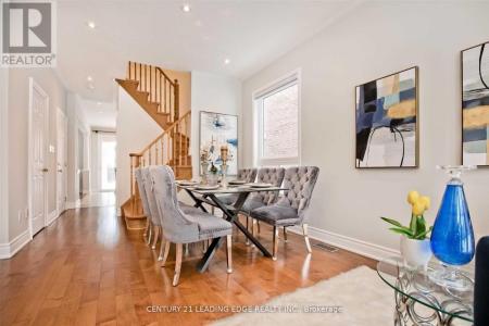 40 KENTLEY STREET, Markham (berczy), 安大略省 L6C 3G2, 加拿大