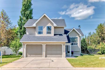 5916 60 STREET, Olds, Alberta T4H 1X8, Canada