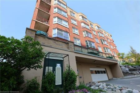 20 ST GEORGE STREET, Kitchener, Ontario N2G 2S7, Canada