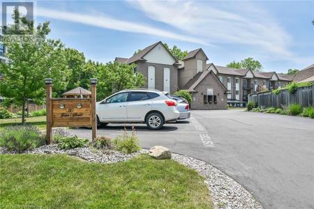 20 JOHN STREET, Grimsby, Ontario L3M 1X5, Canadá