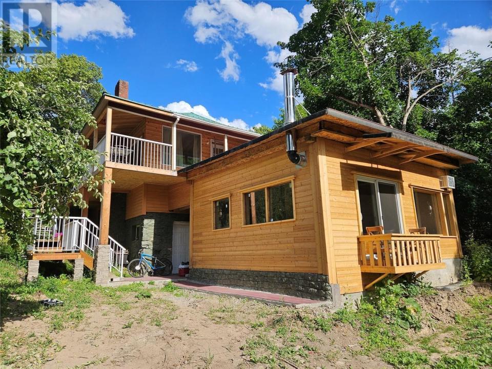 617 PAYNE STREET, Creston, Colombie-Britannique V0B 1G6, Canada
