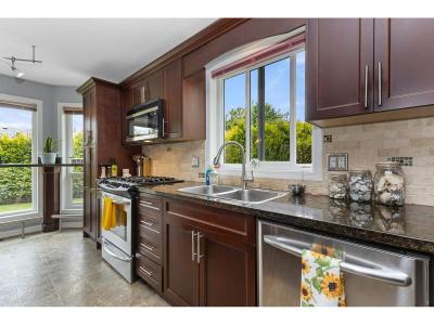 34654 DUNSMUIR, Abbotsford, Columbia Britannica V2S 6G4, Canada