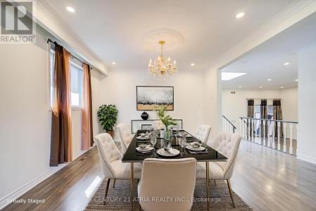 113 OAK AVENUE, Richmond Hill (south Richvale), Ontario L4C 6R6, Canada