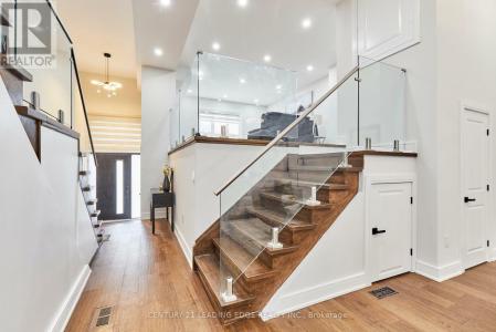 54 A BUTTERWORTH AVENUE, Toronto (oakridge), Ontario M1L 1H5, Canada