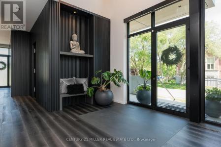 1239 SEDGEWICK CRESCENT, Oakville (sw Southwest), Ontario L6L 1X5, Canada