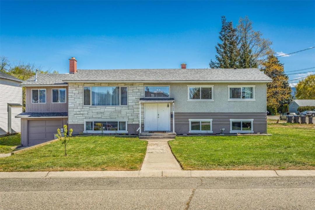 3339 BOTHE ROAD, Kelowna, Colombie-Britannique V1W 3M3, Canada