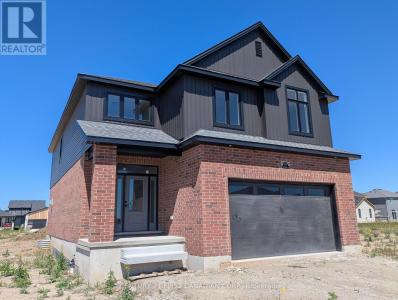 105 SHELDABREN STREET, North Middlesex (ailsa Craig), Ontario N0M 1A0, Kanada