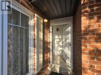 88 DON HEAD VILLAGE BOULEVARD, Richmond Hill (north Richvale), Ontario L4C 7M8, Canada