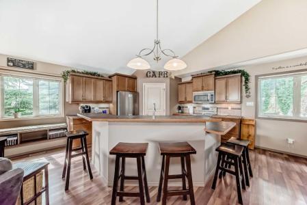 41 CANYONCREST POINT W, Lethbridge, Alberta T1K 7Y4, Canadá