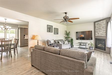 10211 LAKEVIEW AVENUE, Lambton Shores, Онтарио N0M 1T0, Канада