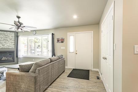 10211 LAKEVIEW AVENUE, Lambton Shores, Онтарио N0M 1T0, Канада