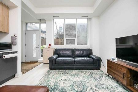 120 PARLIAMENT STREET, Toronto, Ontario M5A 0N6, Canada