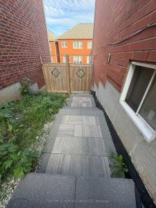 12 COLLIN COURT, Richmond Hill, Ontario L4E 0X6, Canadá