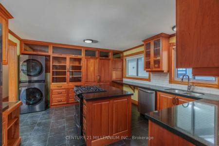 338 WALNUT STREET, Collingwood, Ontario L9Y 3C8, Canadá