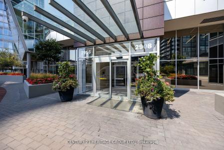 2916 HIGHWAY 7 N/A, Vaughan, Ontario L4K 0K6, Canada