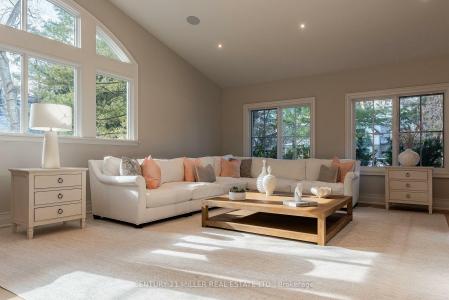 1310 DUNCAN ROAD, Oakville, Ontario L6J 2P8, Kanada