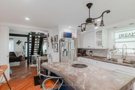 2090 HWY 26 N/A, Springwater, Ontario L0L 1Y2, Canadá
