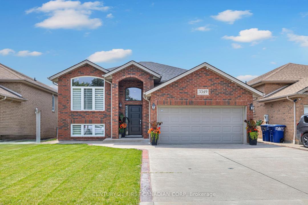 3349 WOODWARD BOULEVARD, Windsor, Ontario N2W 2Y7, Canada