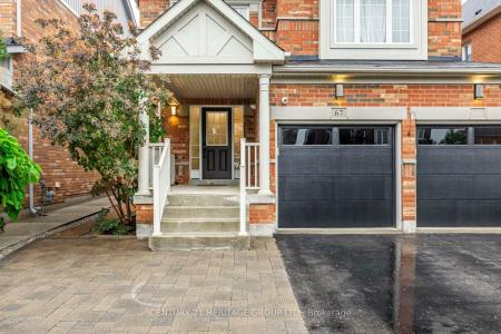 67 ACORN LANE, Bradford West Gwillimbury, אונטריו L3Z 0H5, קנדה 
