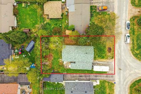 36 GREAT OAK STREET, Highlands East, Ontario K0L 1M0, Kanada