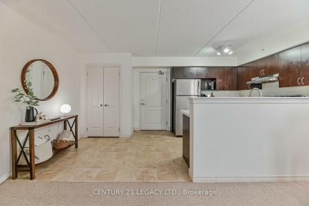 1460 MAIN STREET E, Milton, Ontario L9T 8W5, Canada