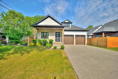 42 AQUADALE DRIVE, St. Catharines, Ontario L2N 2P8, Canada