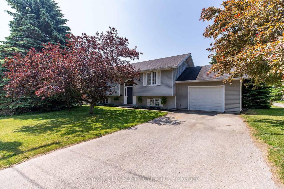 372 ST ALBERT STREET, Kincardine, אונטריו N2Z 2V3, קנדה